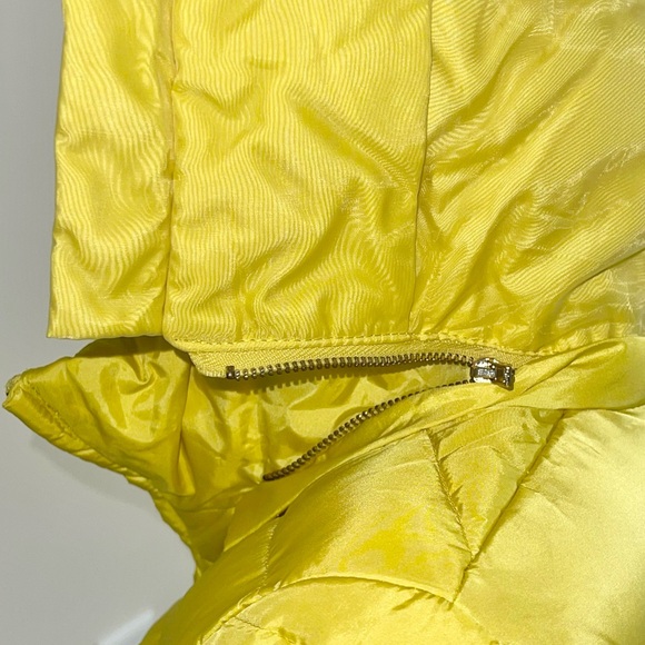 Women Winter Hooded Quilted Light Portable Down Coat Yellow Outerwear Size S/M - Picture 8 of 16